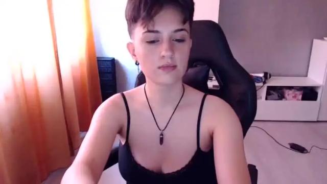 Image 8 of goddessmaeve Stream on Chaturbate on 13 months ago