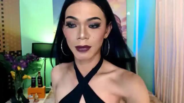 Image 3 of goddessmichaella Stream on Chaturbate on 14 months ago