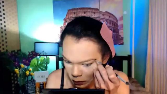 Image 2 of goddessmichaella Stream on Chaturbate on 16 months ago