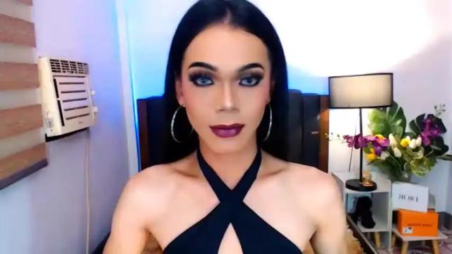 Image 8 of goddessmichaella Stream on Chaturbate on 14 months ago