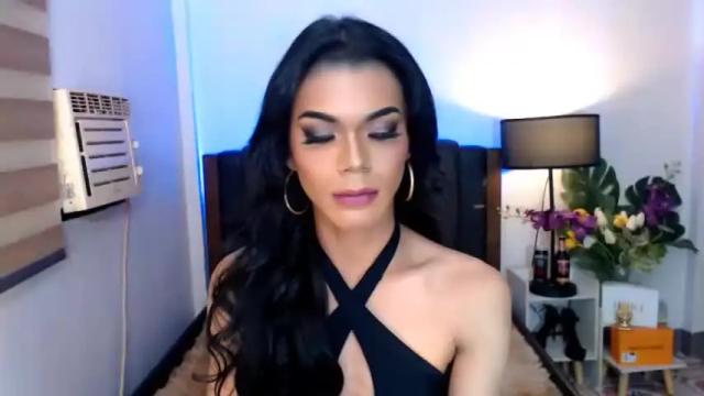 Image 8 of goddessmichaella Stream on Chaturbate on 14 months ago