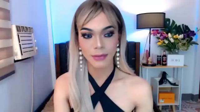 Image 7 of goddessmichaella Stream on Chaturbate on 14 months ago