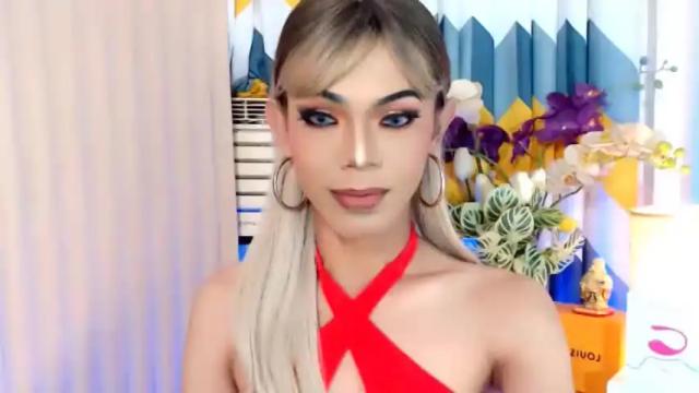 Image 2 of goddessmichaella Stream on Chaturbate on 13 months ago