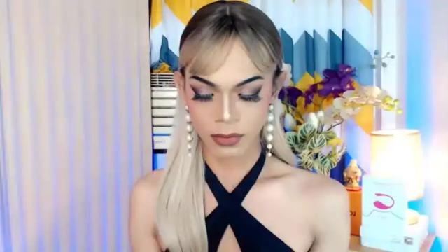 Image 10 of goddessmichaella Stream on Chaturbate on 13 months ago