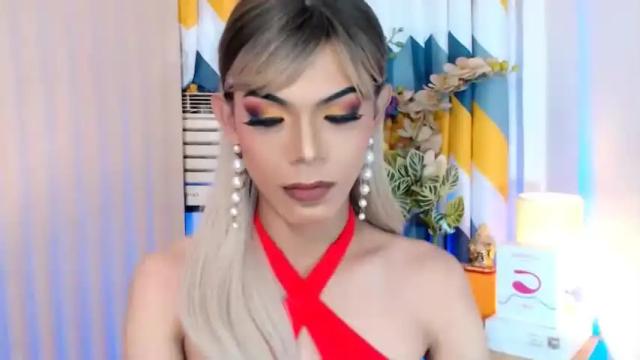 Image 2 of goddessmichaella Stream on Chaturbate on 12 months ago
