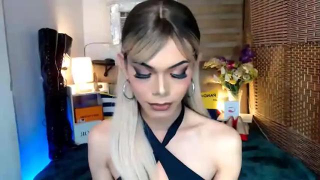 Image 11 of goddessmichaella Stream on Chaturbate on 12 months ago