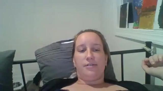 Image 3 of goddessmilfcrysyal Stream on Chaturbate on 21 months ago