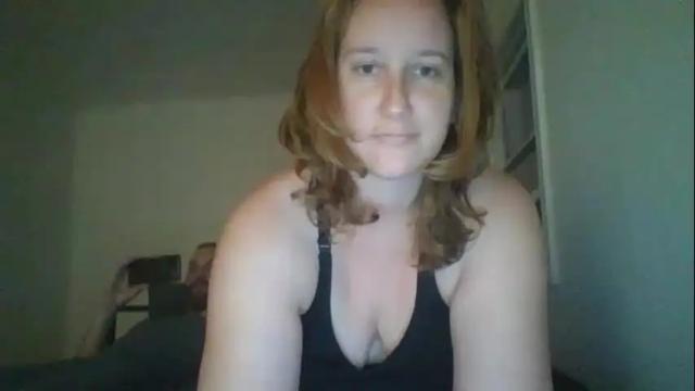 Image 3 of goddessmilfcrysyal Stream on Chaturbate on 18 months ago