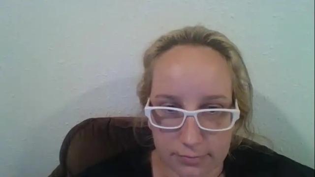 Image 8 of goddessmilfcrysyal Stream on Chaturbate on 19 months ago