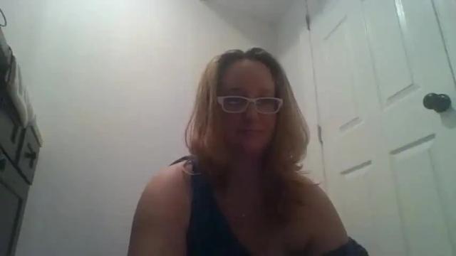 Image 10 of goddessmilfcrysyal Stream on Chaturbate on 15 months ago