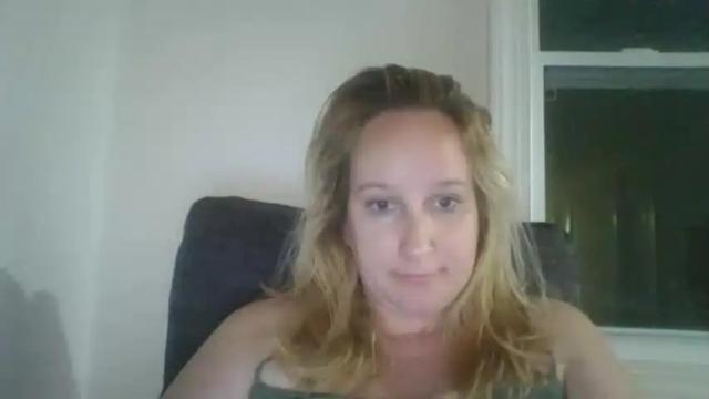 Thumbnail 2, goddessmilfcrysyal's Stream at Chaturbate, 12 months ago