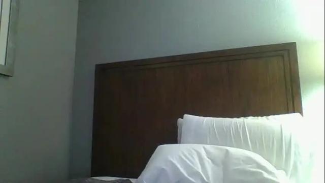 Image 8 of goddessmilfcrysyal Stream on Chaturbate on 1 month ago