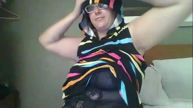 Image 6 of goddessmilfcrysyal Stream on Chaturbate on 22 days ago