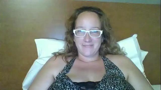 Image 11 of goddessmilfcrysyal Stream on Chaturbate on 5 days ago