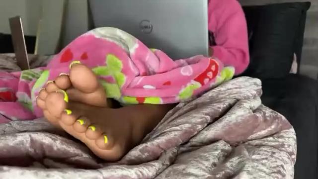 Image 7 of goddessmimi90 Stream on Chaturbate on 18 months ago