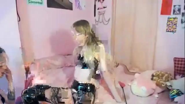 Image 11 of goddessmommylexi Stream on Chaturbate on 1 month ago