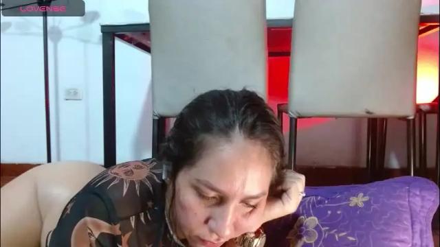 Image 8 of goddessnahi Stream on Chaturbate on 1 month ago