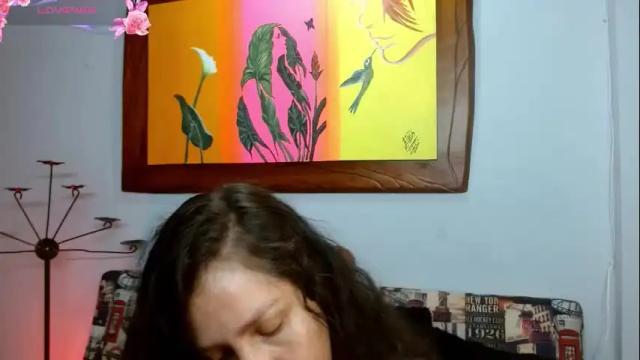 Image 12 of goddessnahi Stream on Chaturbate on 1 month ago