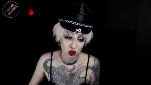 Image 10 of goddessnoxturna Stream on Chaturbate on 16 months ago