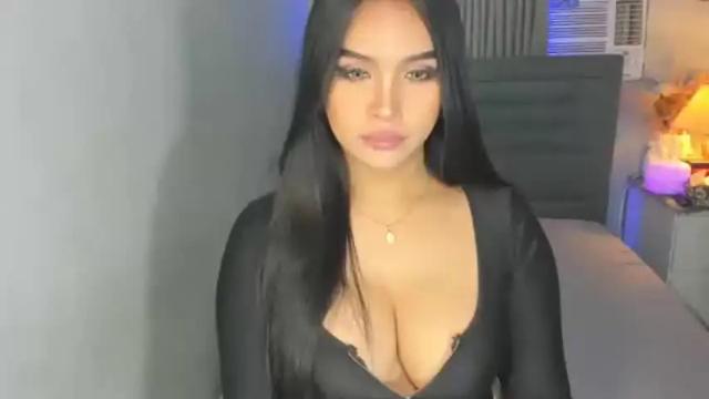 Image 11 of goddesspinaytrans Stream on Chaturbate on 18 months ago