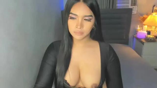 Image 12 of goddesspinaytrans Stream on Chaturbate on 13 months ago