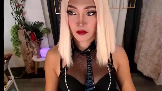 Image 4 of goddessquinnie Stream on Chaturbate on 26 days ago