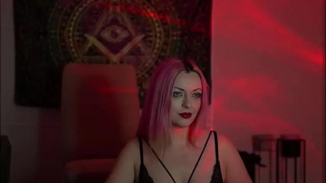 Image 4 of goddessrubysnowbun Stream on Chaturbate on 26 days ago