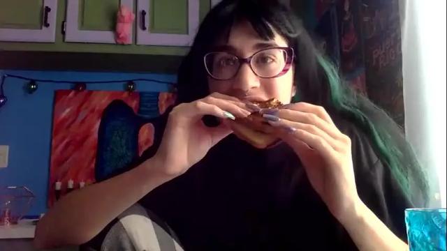 Image 2 of goddessserpentsss Stream on Chaturbate on 18 months ago