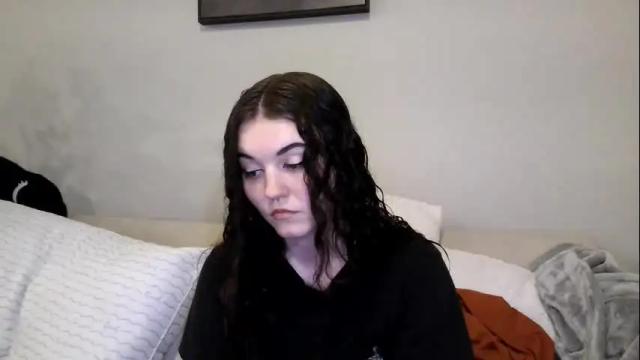 Image 12 of goddessshadowraven Stream on Chaturbate on 3 months ago
