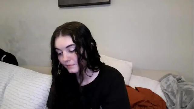 Image 8 of goddessshadowraven Stream on Chaturbate on 3 months ago