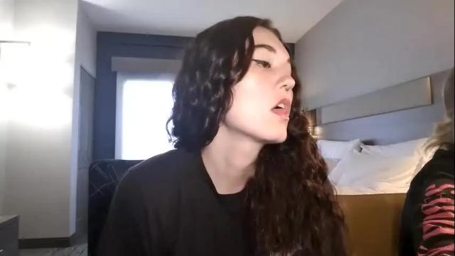 Image 2 of goddessshadowraven Stream on Chaturbate on 2 months ago