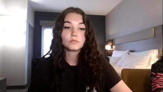 Image 4 of goddessshadowraven Stream on Chaturbate on 2 months ago