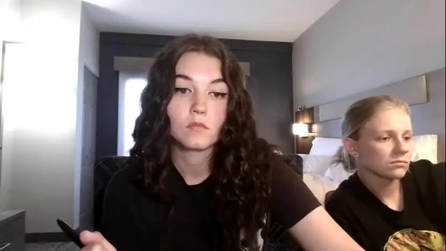 Image 6 of goddessshadowraven Stream on Chaturbate on 2 months ago