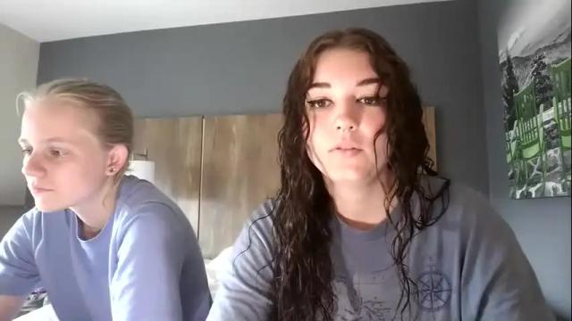 Image 3 of goddessshadowraven Stream on Chaturbate on 1 month ago