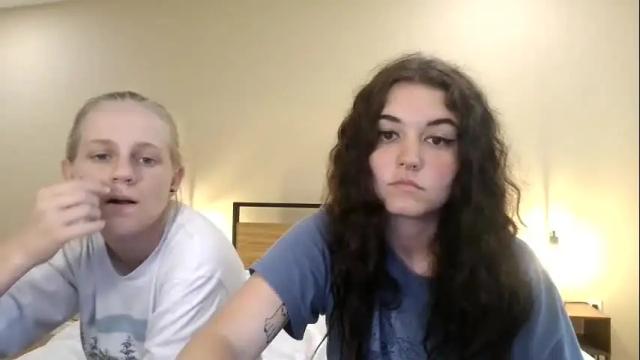 Image 3 of goddessshadowraven Stream on Chaturbate on 1 month ago