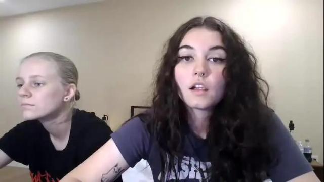 Image 3 of goddessshadowraven Stream on Chaturbate on 1 month ago