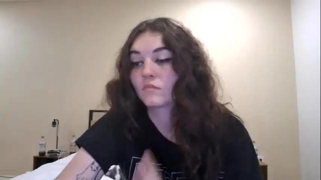 Image 8 of goddessshadowraven Stream on Chaturbate on 1 month ago