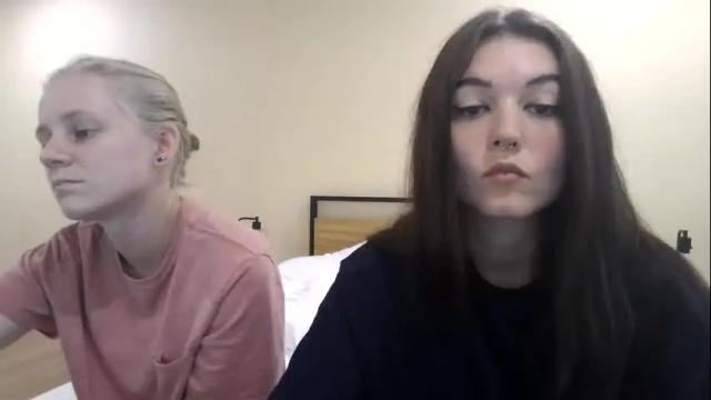 Image 7 of goddessshadowraven Stream on Chaturbate on 1 month ago
