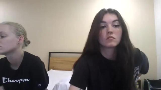 Image 3 of goddessshadowraven Stream on Chaturbate on 1 month ago