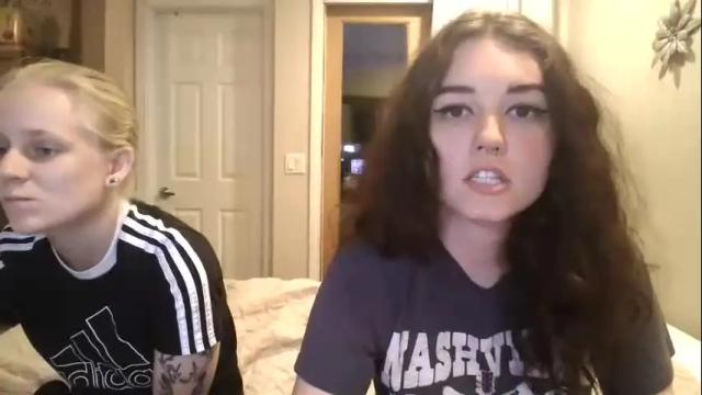 Image 3 of goddessshadowraven Stream on Chaturbate on 23 days ago