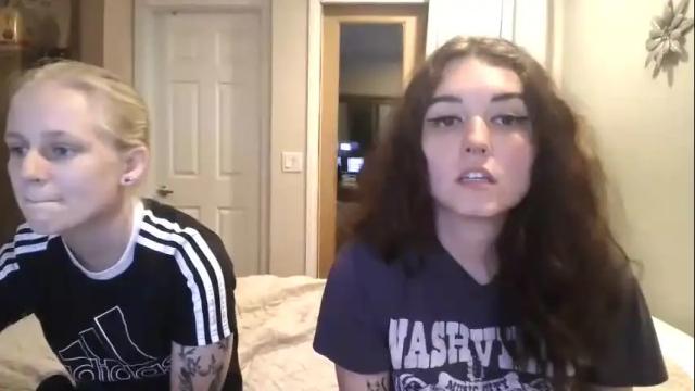 Image 4 of goddessshadowraven Stream on Chaturbate on 23 days ago