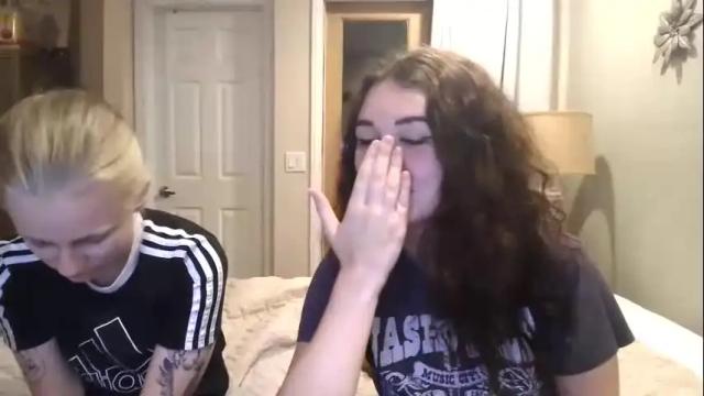 Image 7 of goddessshadowraven Stream on Chaturbate on 23 days ago