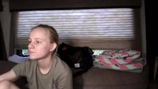 Image 6 of goddessshadowraven Stream on Chaturbate on 16 days ago