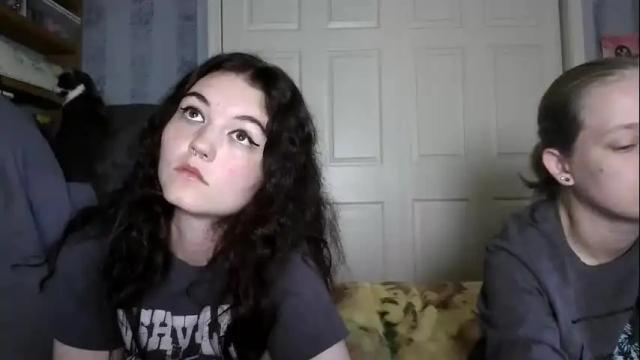 Image 2 of goddessshadowraven Stream on Chaturbate on 4 months ago