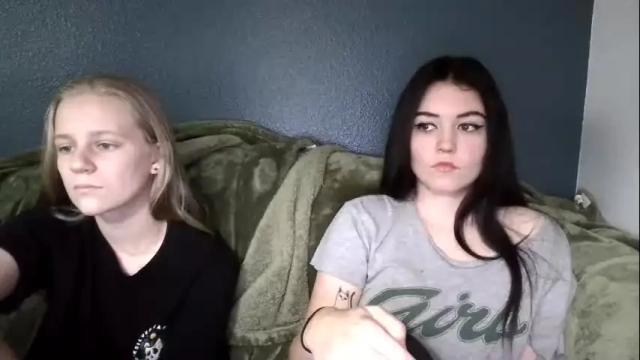 Image 8 of goddessshadowraven Stream on Chaturbate on 4 months ago