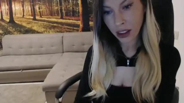 Image 11 of goddesssim Stream on Chaturbate on 21 months ago