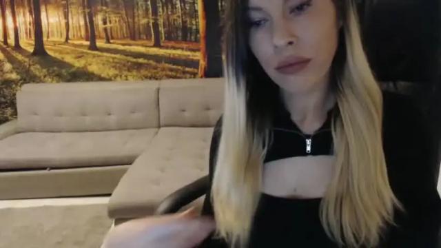 Image 7 of goddesssim Stream on Chaturbate on 21 months ago