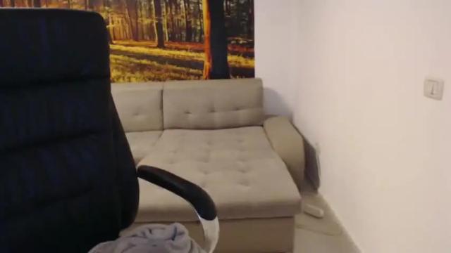 Image 8 of goddesssim Stream on Chaturbate on 21 months ago