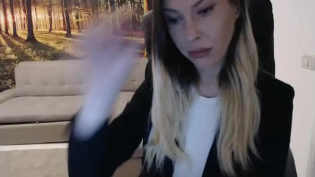 Image 11 of goddesssim Stream on Chaturbate on 21 months ago