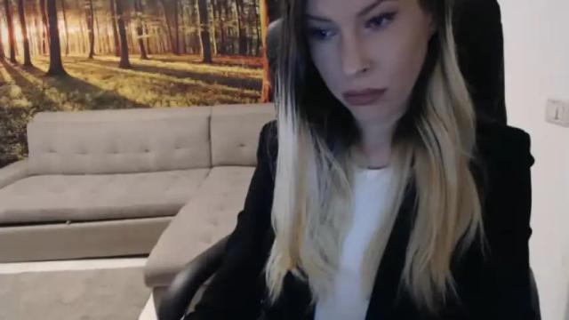 Image 12 of goddesssim Stream on Chaturbate on 21 months ago
